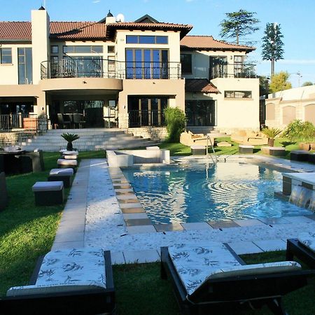 Africa Paradise - Or Tambo Airport Boutique Hotel Benoni Dış mekan fotoğraf
