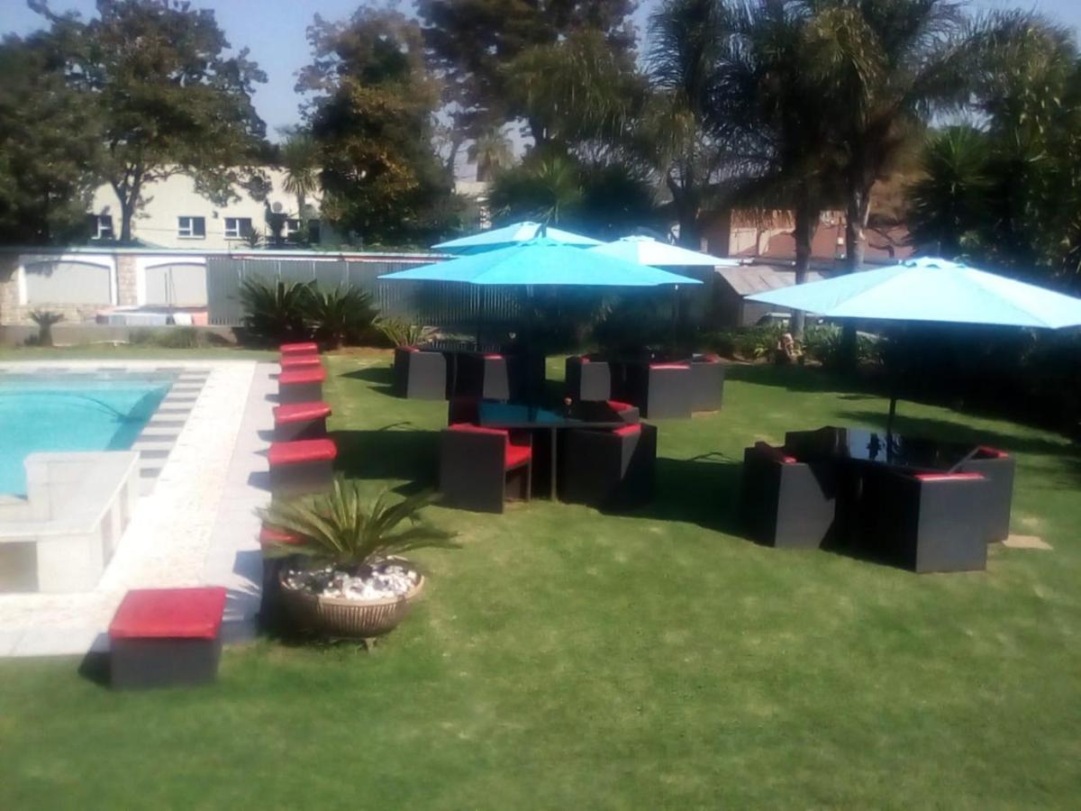 Africa Paradise - Or Tambo Airport Boutique Hotel Benoni Dış mekan fotoğraf