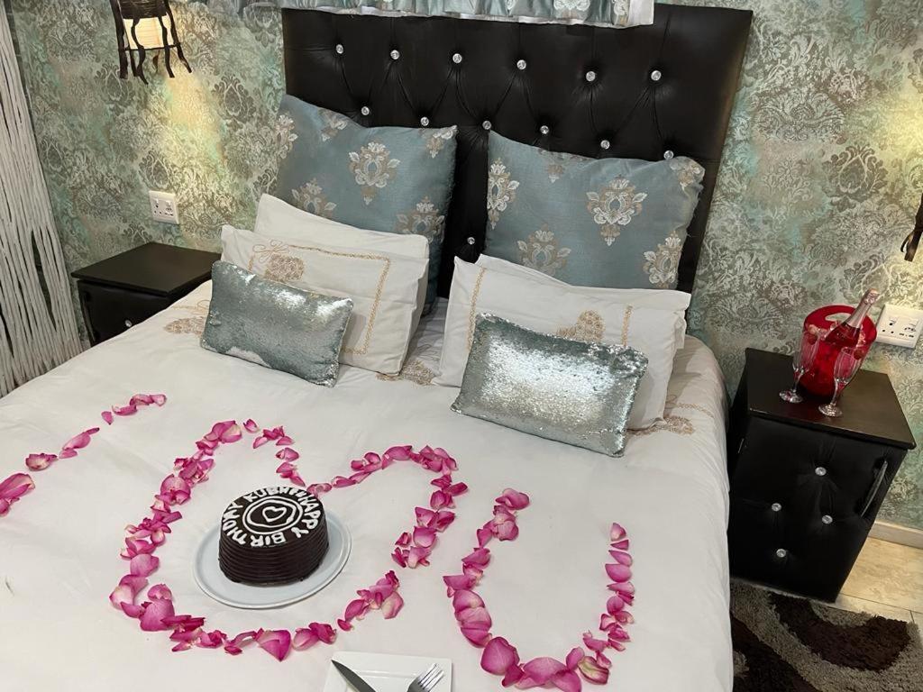 Africa Paradise - Or Tambo Airport Boutique Hotel Benoni Dış mekan fotoğraf