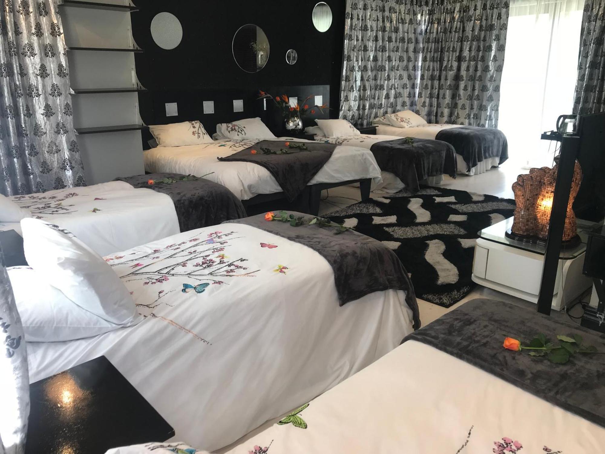 Africa Paradise - Or Tambo Airport Boutique Hotel Benoni Oda fotoğraf