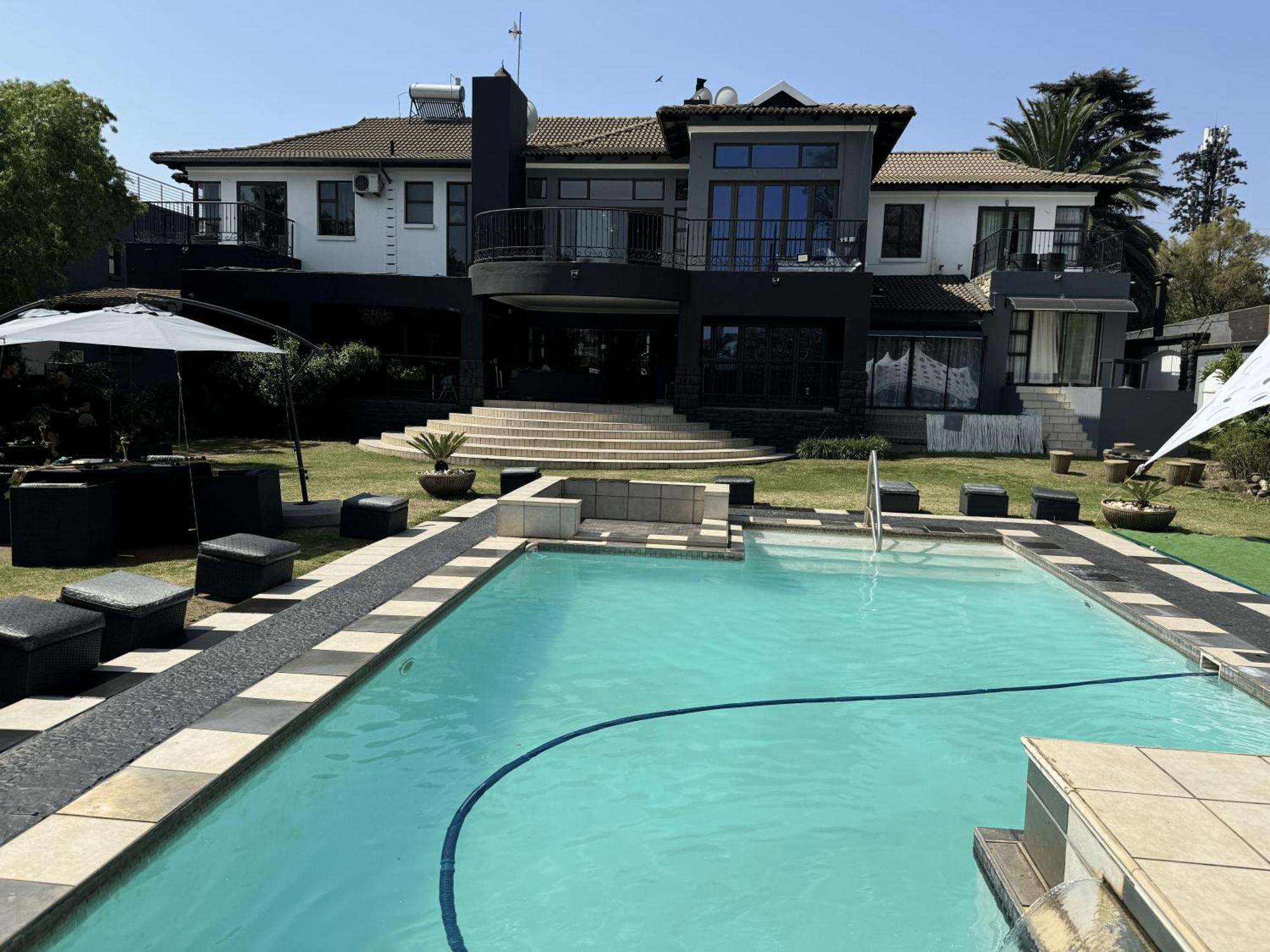 Africa Paradise - Or Tambo Airport Boutique Hotel Benoni Dış mekan fotoğraf